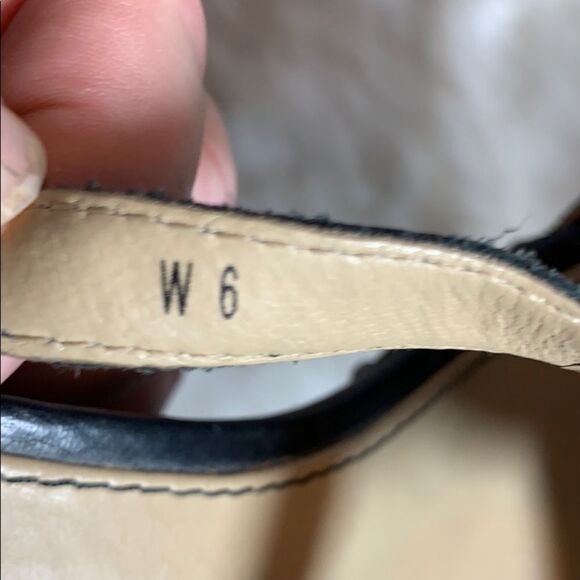 UGG Black Leather Studded Strappy Mules Sz… - Picture 5 of 6